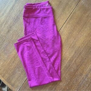 Like-new Soybu Lotus Fit Fuchsia Leggings